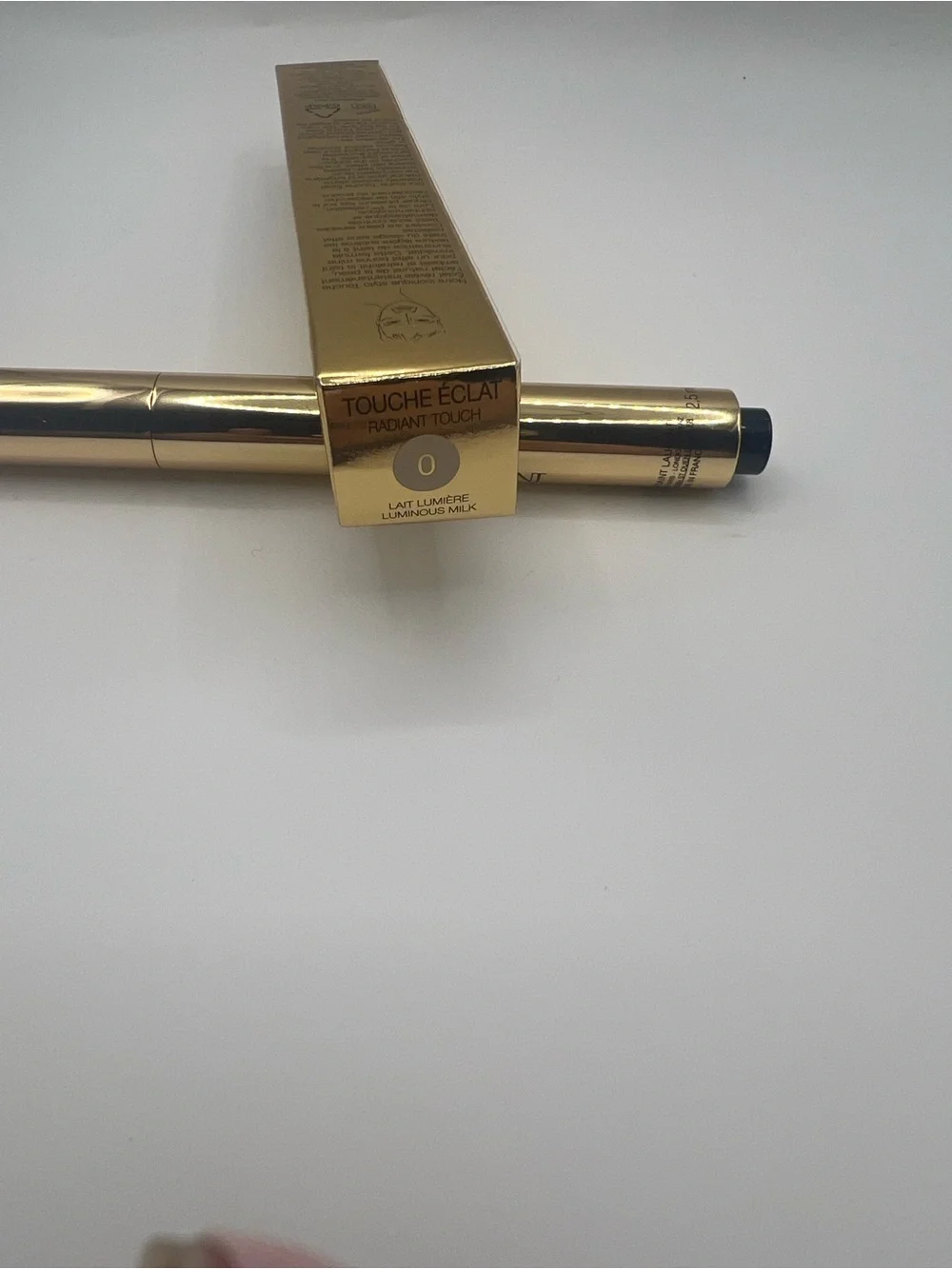 Yves Saint Laurent Gold Radiant Touch Highlighter Pen